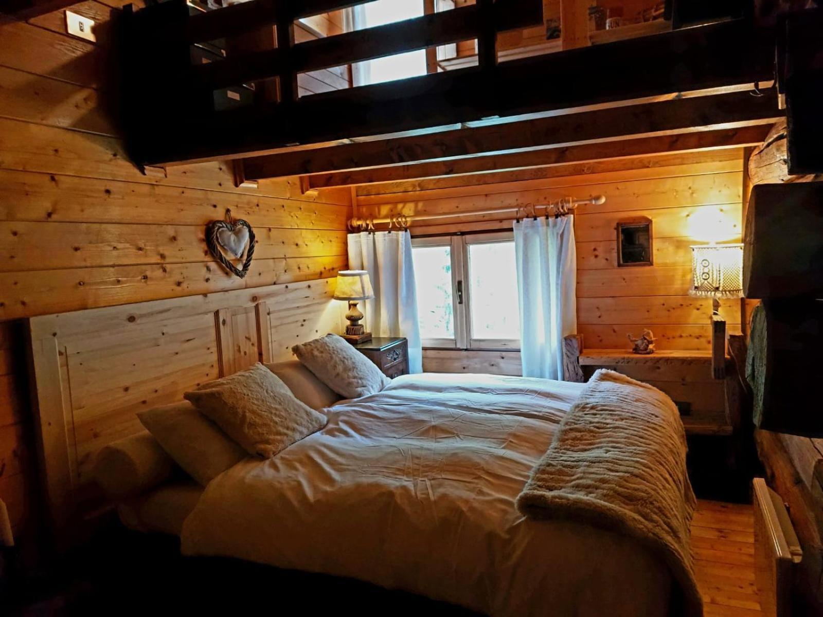 "Chalet Dei Fiori" Room & Apartment Bedretto Eksteriør bilde